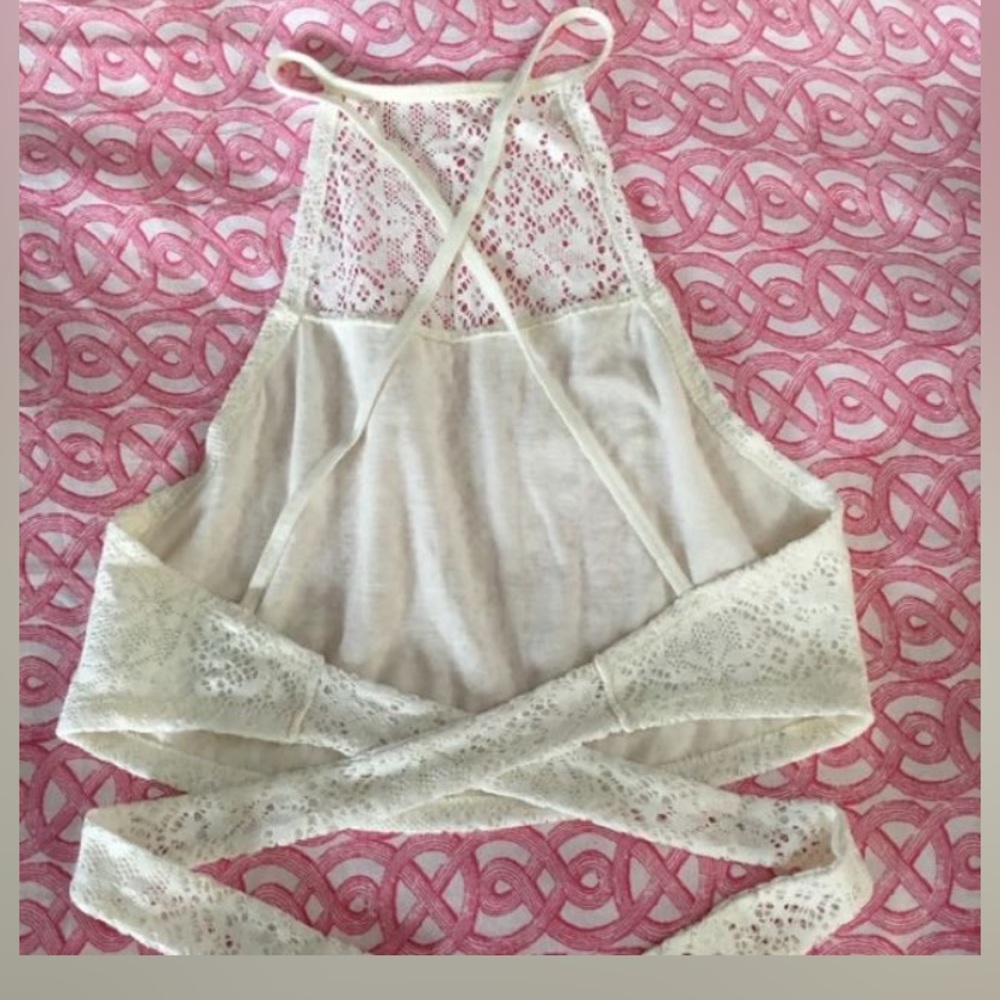 HOLLISTER lace halter tie back top festival